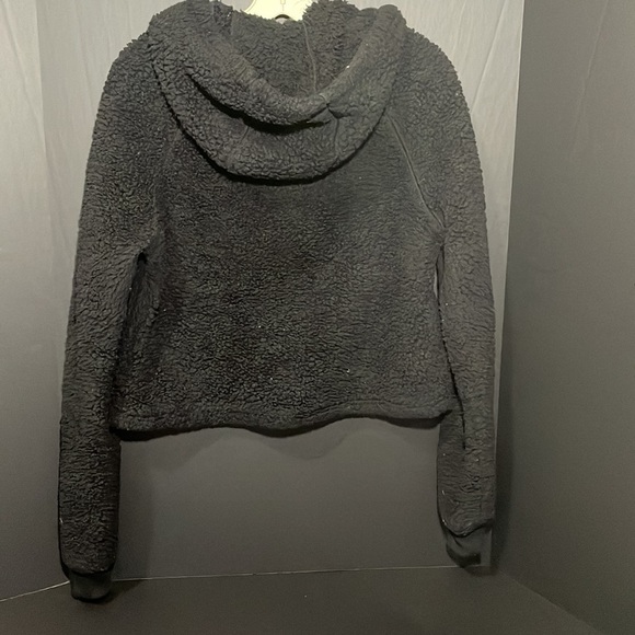 HOT TOPIC crop top long sleeve fleece pullover hoodie in women’s size small - Picture 2 of 6